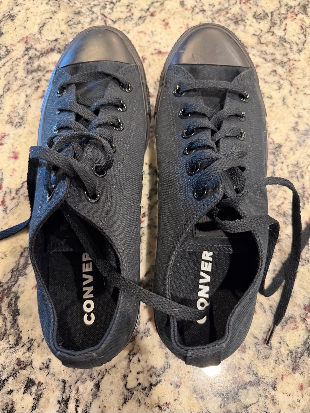 Converse Men's Low-Top Canvas Sneakers - Black